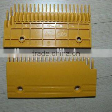 Escalator Comb Plate Plastic, Yellow 0129CAF001 203x103x135mm