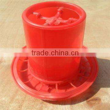 Duck feeder plastic feeding pan