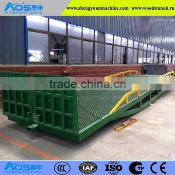 Hydraulic Movable Leveler Dock Ramp For Forklift Working With Container