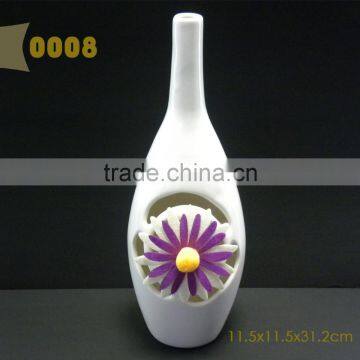 Beautiful White Color Ceramic Flower Vase photo-4
