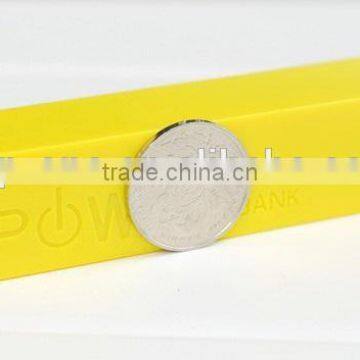 2017 Hot New Product Made In China Wholesale 2000mah Portable Gift Power Bank With Keychain photo-4