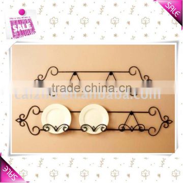 Metal hanging plate rack