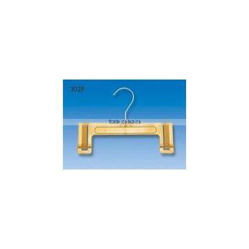 bottom hanger