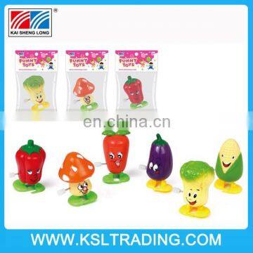 2015 wholesale wind up vegetables plastic toys for sales promotion
