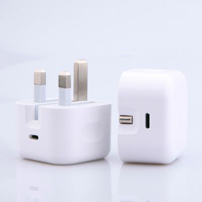 Good quality 20w UK Plug Usb C Pd Wall Fast Charger Power Adapter Travel Portable Original Mobile Phone Chargers For Phone 12