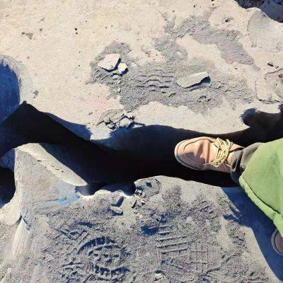 Handheld, Portable Hydraulic Rock Splitter photo-3