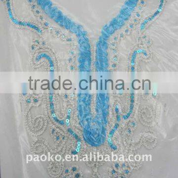 YCHB-110913-12 Embroidery neckline