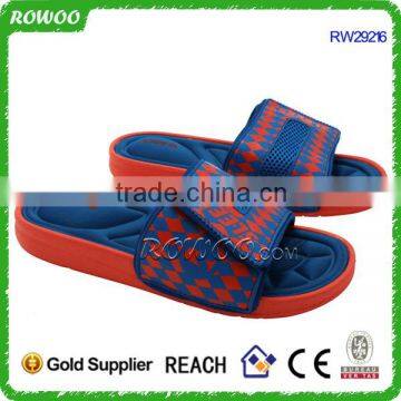 One Injection Wholesale Fashion PU Men Flip Flop for Footwear photo-5