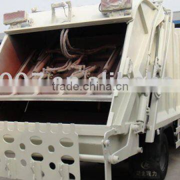 rear compactor garbage truck