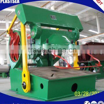 Inner tube curing press for tire making