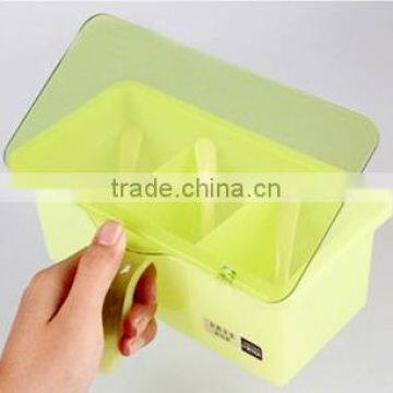 Plastic Sauce Caddy With Spoon photo-5