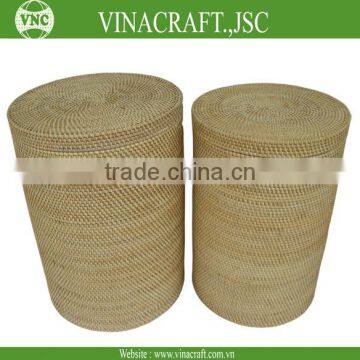Rattan laundry basket with handle and lid