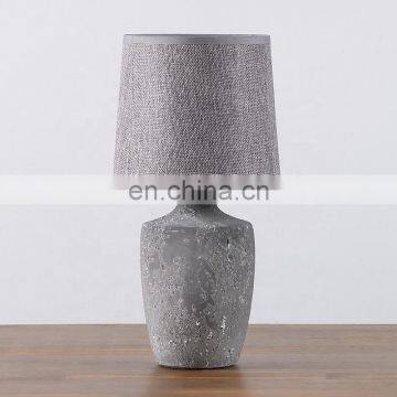 New Design Antique Ceramic Desk Lamp and LED Light Source photo-2