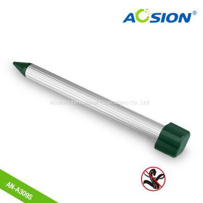 Aosion Waterproof Factory Battery Sonic Vibrating Snake Repeller