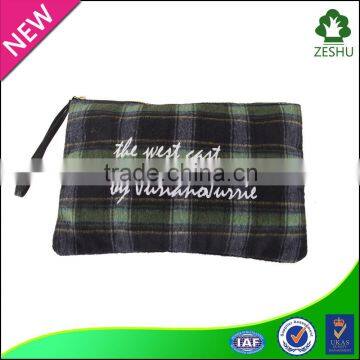 cheap portable plaid canvas women cosmetic bag