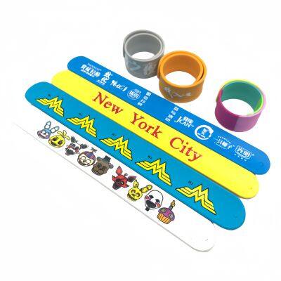 Custom Logo Message Wristbands Cartoon Animal Silk Screen Silicone Rubber Slap Wrap Bracelet for Sports Athletics