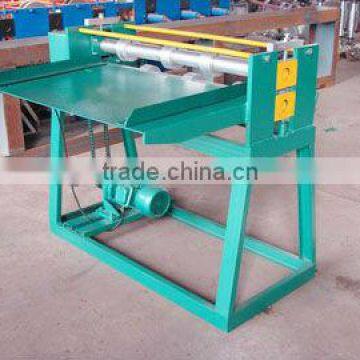 Simple metal sheet slitting machine