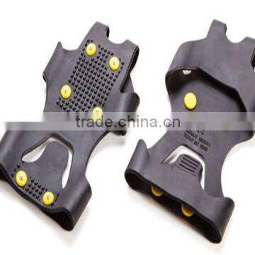 Rubber cleats set of crampons