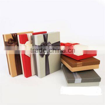 Exquisite color quality cardboard gift box decorated bow carton