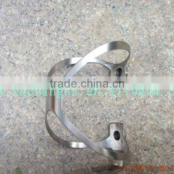 Cheap Titanium Cup Holder With Handing Brush Finished High Quality Bicycle Titanium XACD Water Bottle Cages photo-4