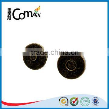 Round metal snap button for garment