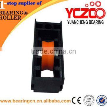 Black plastic housing Single Sliding Roller