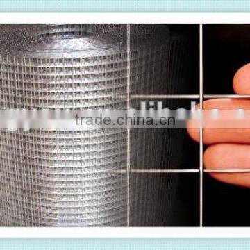 Electro Galvanized Welded Wire Mesh Panel Fence Made in China photo-5