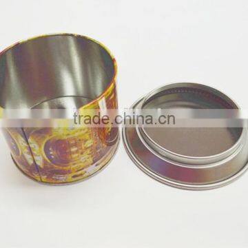 Round tin can candle can