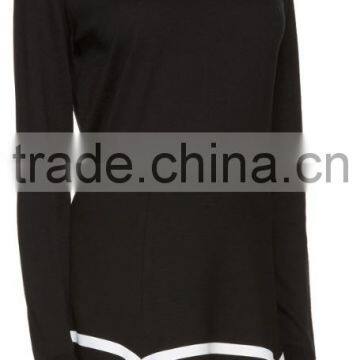 High Quality Wool Blended Crew Neck Heart Cut-Out Black Pullover for Women photo-2