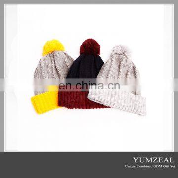 2016 Fashion High Quality Pom Pom Cheap Custom Winter Hat/ Knitted Beanie/ Knitted Hat