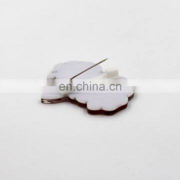 Crystal Anime Character Plastic Pin Badge photo-3