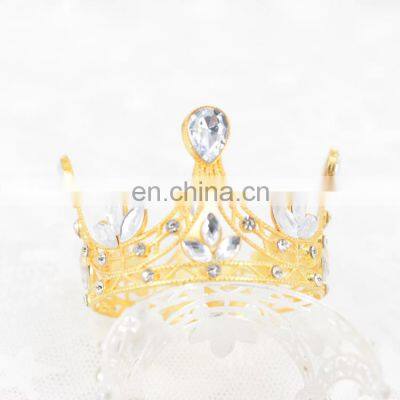 Amazon Hot Sale Bridals Crown Tiaras Crystal Rhinestone Pearl Decor for Wedding Party Birthday Cake Topper Crown