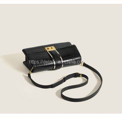 Alligator Pattern Entry Lux Underarm Chain Handbag Small Square Bag for Lady photo-3