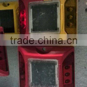 Yellow Red Black White Colored Solar Energy Aluminum Road Studs photo-2