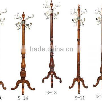 New Home Furniture Modern Rubber Wood Clothes Valet Stand (S-13#) photo-4