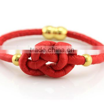 Fashion Jewelry Healthy Metal in Gold Plating Clasp Bracelet Women Snake Leather Bracelet