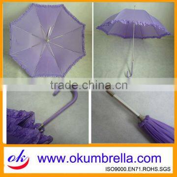 Straight fashion umbrella with a lace border