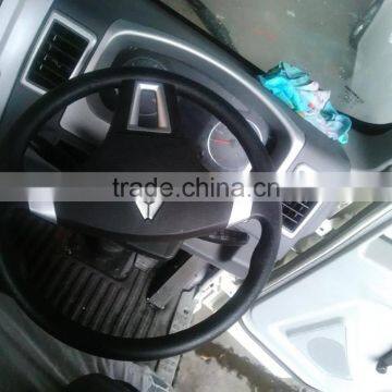 SINOTRUK HOWO 4X2 RHD 8 Ton Light Truck Chassis For Oil Tank Truck photo-4