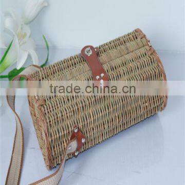 2016 New Product Pure Handmade Wholesale Wicker Willow Wine Basket for Picnic photo-2