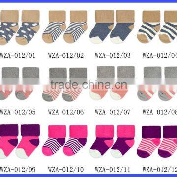 Hot Pink White Stripe Fashion Design Baby Socks Wholesale Cotton Girl Socks photo-6