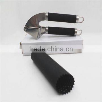 Amazon Best Seller Stainless Steel Garlic Press Set Silicone Garlic Peeler photo-3