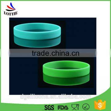 Promotional Colorful Debossed Cheap Custom Silicone Wristbands photo-5