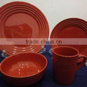 2016 New 16pcs Embossed Stoneware Dinnerware Set With Low Price photo-4