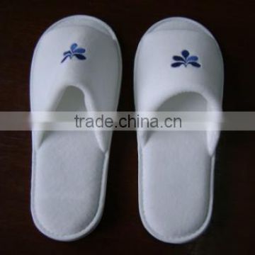 open-toed white slippers for hotel