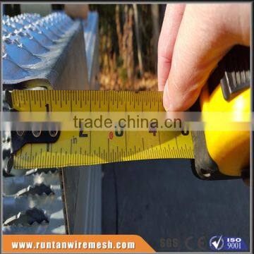 Hot Dipped Galvanized Diamond Perforated Safety Grating (Trade Assurance) photo-6