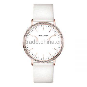 2016 guangzhou factory alloy quart Genuine leather women diamond wristwatch