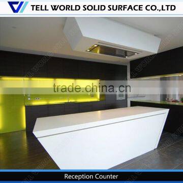 White curved modern office reception counter design for hotel