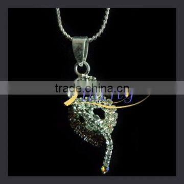 Wholesale fashion necklace decorated with rhinestone