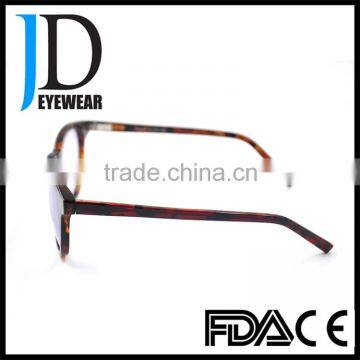 China Manufacturer Durable Fashion Sunglasses Womens