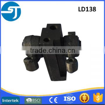 Casting iron valve rocker arm assy fit for working tractor